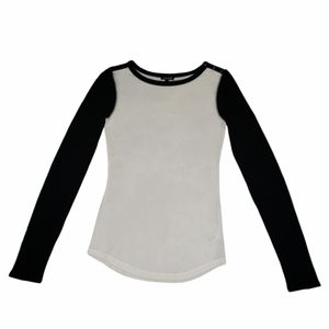 🖤🤍 Express Black & White Thermal sz M